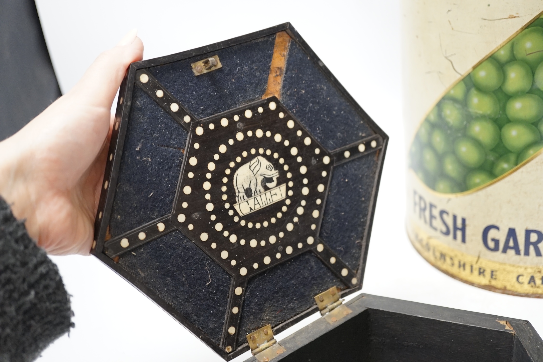 A Ceylonese porcupine quill box and a large adverting tin for Lin-Can Fresh Garden Peas, tin 37cm high